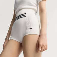 BOYSHORT